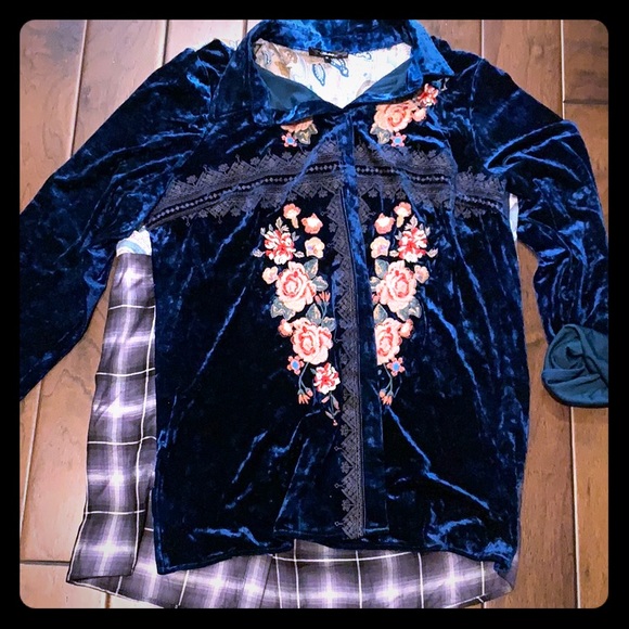 Velvet front blouse ,scarf back stitched flowers . - Picture 1 of 4